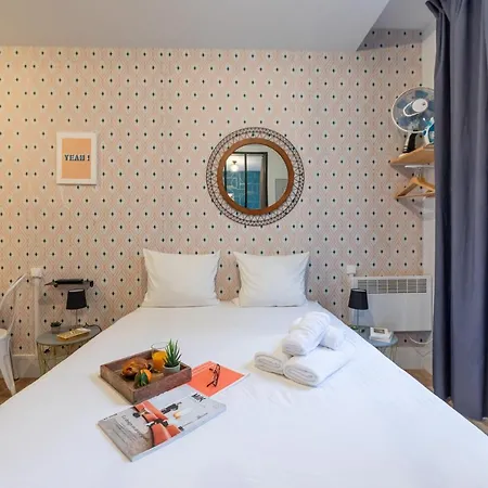 Ws De - Musee Pompidou * Paryż