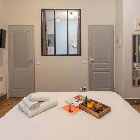 Apartment Ws De - Musee Pompidou Paris